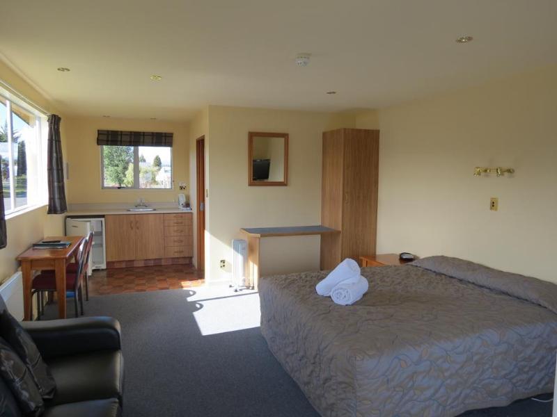 Alpine View Motel Te Anau Exterior foto